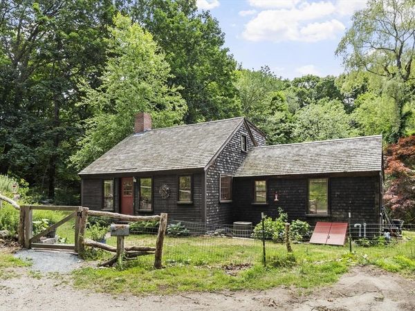 36 East Street, Hingham, MA 02043