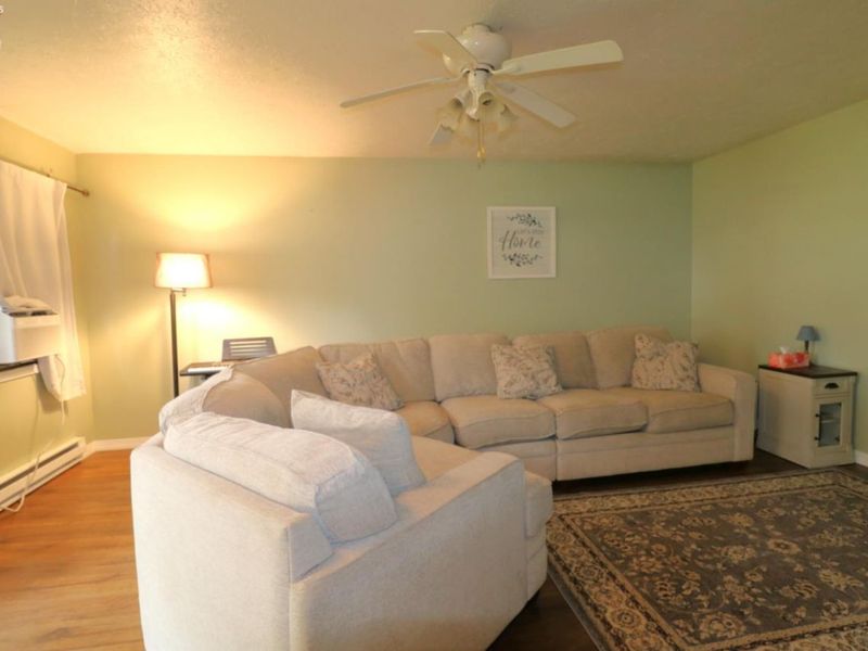 1025 Jackson Street, Vermilion, OH 44089 Photo 2