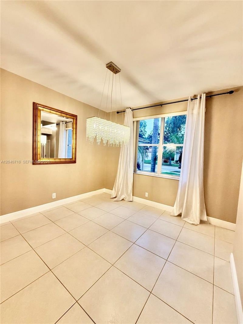 660 Sand Creek Cir , Weston, FL 33327 Photo