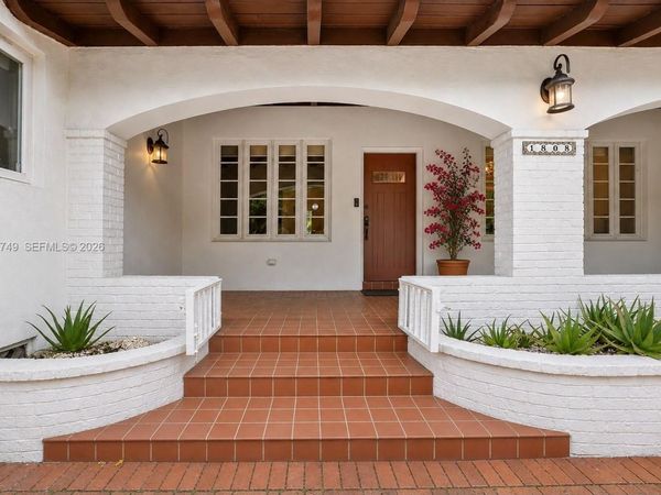 1808 Granada Blvd , Coral Gables, FL 33134