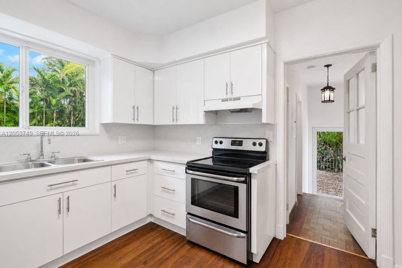 1808 Granada Blvd , Coral Gables, FL 33134 Photo