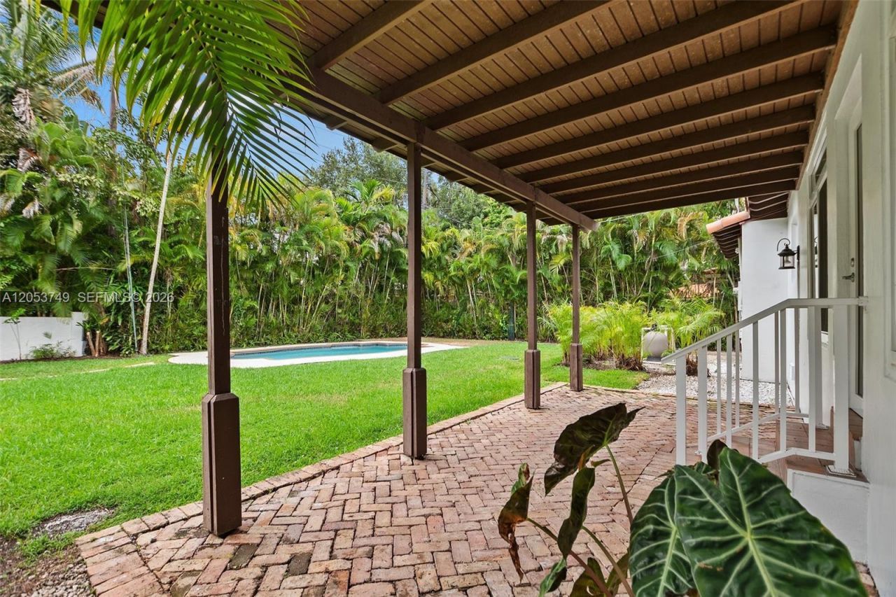 1808 Granada Blvd , Coral Gables, FL 33134 Photo