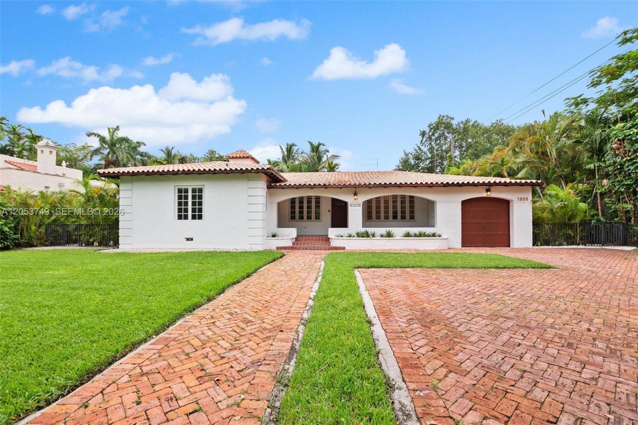 1808 Granada Blvd , Coral Gables, FL 33134 Photo
