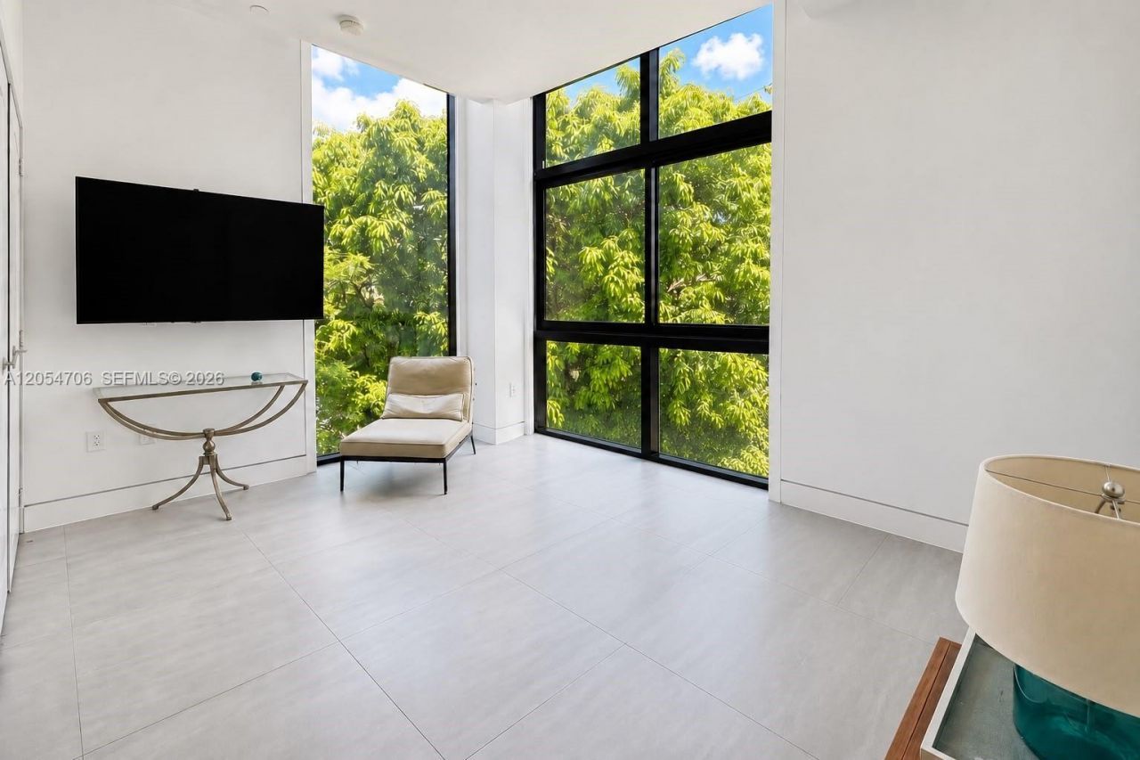 101 Sunrise Dr , Unit A-201, Key Biscayne, FL 33149 Photo