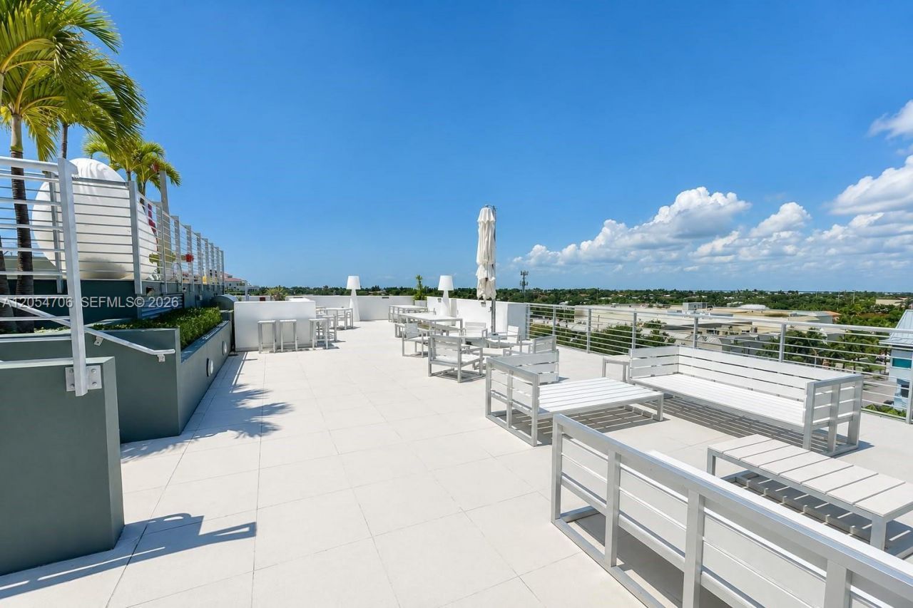 101 Sunrise Dr , Unit A-201, Key Biscayne, FL 33149 Photo