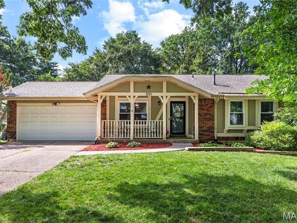 1115 Shadowoak Drive , Ballwin, MO 63021