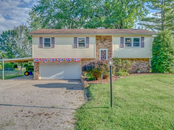 1109 Douglas Street , Mt Vernon, IL 62864