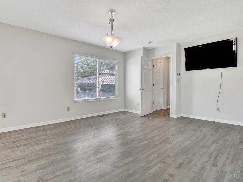 6984 Hunters Moon Court, Fairfield Twp, OH 45011 Photo 15