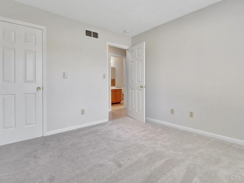 6984 Hunters Moon Court, Fairfield Twp, OH 45011 Photo 23