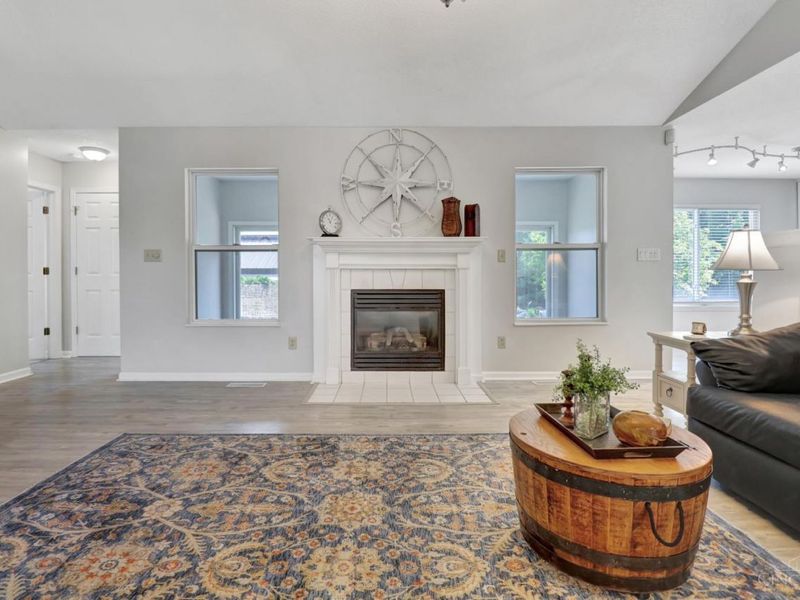 6984 Hunters Moon Court, Fairfield Twp, OH 45011 Photo 5