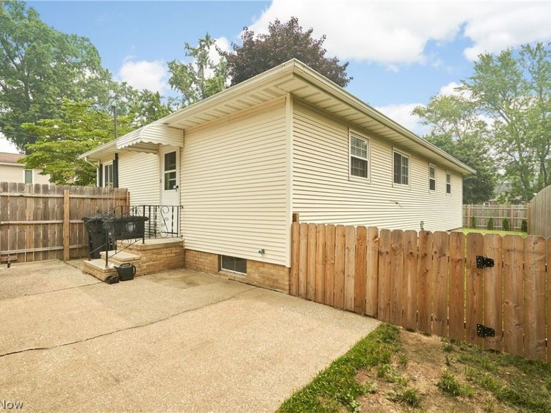 1500 Marlowe Avenue, Akron, OH 44313 Photo 21