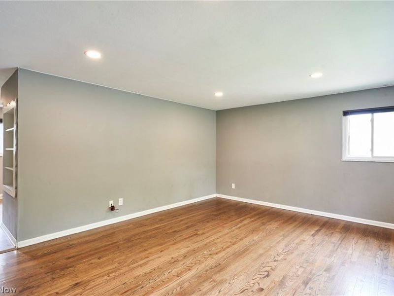 1500 Marlowe Avenue, Akron, OH 44313 Photo 3