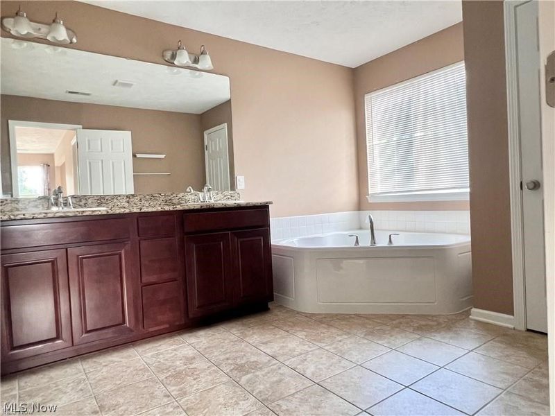 10422 Florida Street, Aurora, OH 44202 Photo 18