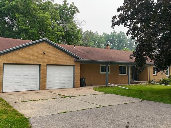 853 NEFF COURT, Neenah, WI 54956