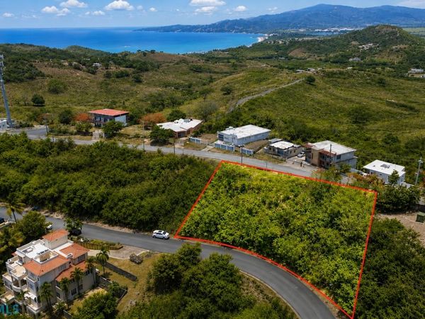 1 HRB LGTS DR, Humacao, PR 00791