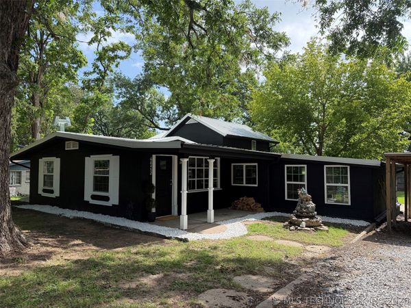 68452 S 319 Road , Wagoner, OK 74467