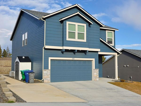 8211 S Avery Rd, Cheney, WA 99004