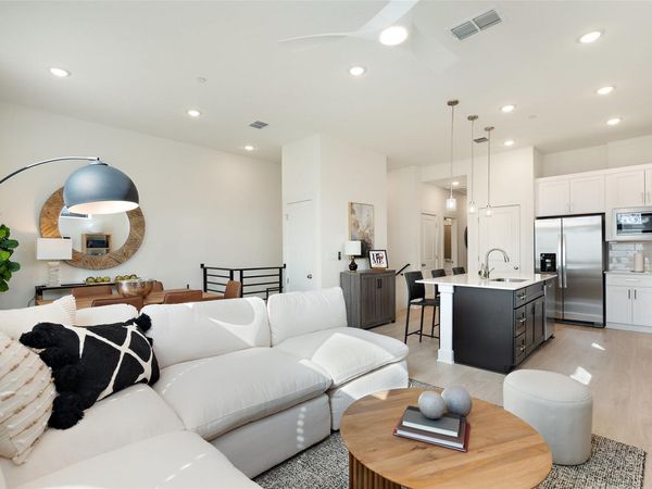 200 W 56th ST , Unit 7104, Austin, TX 78751