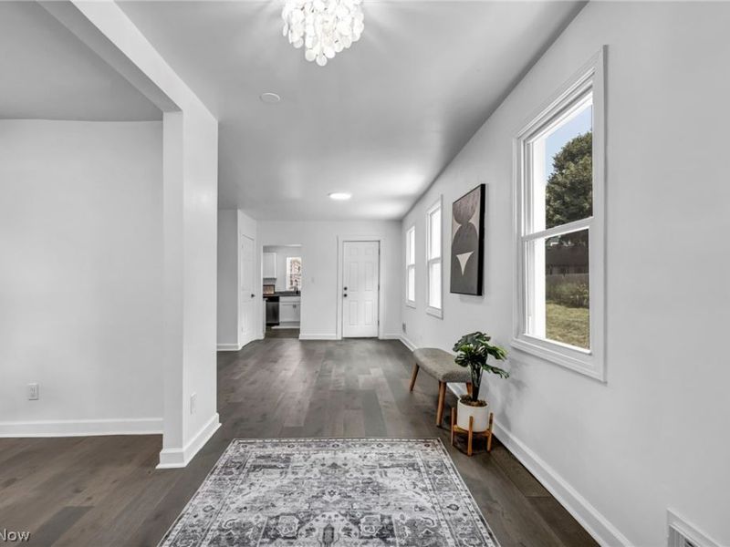 3210 Monroe Avenue, Cleveland, OH 44113 Photo 16