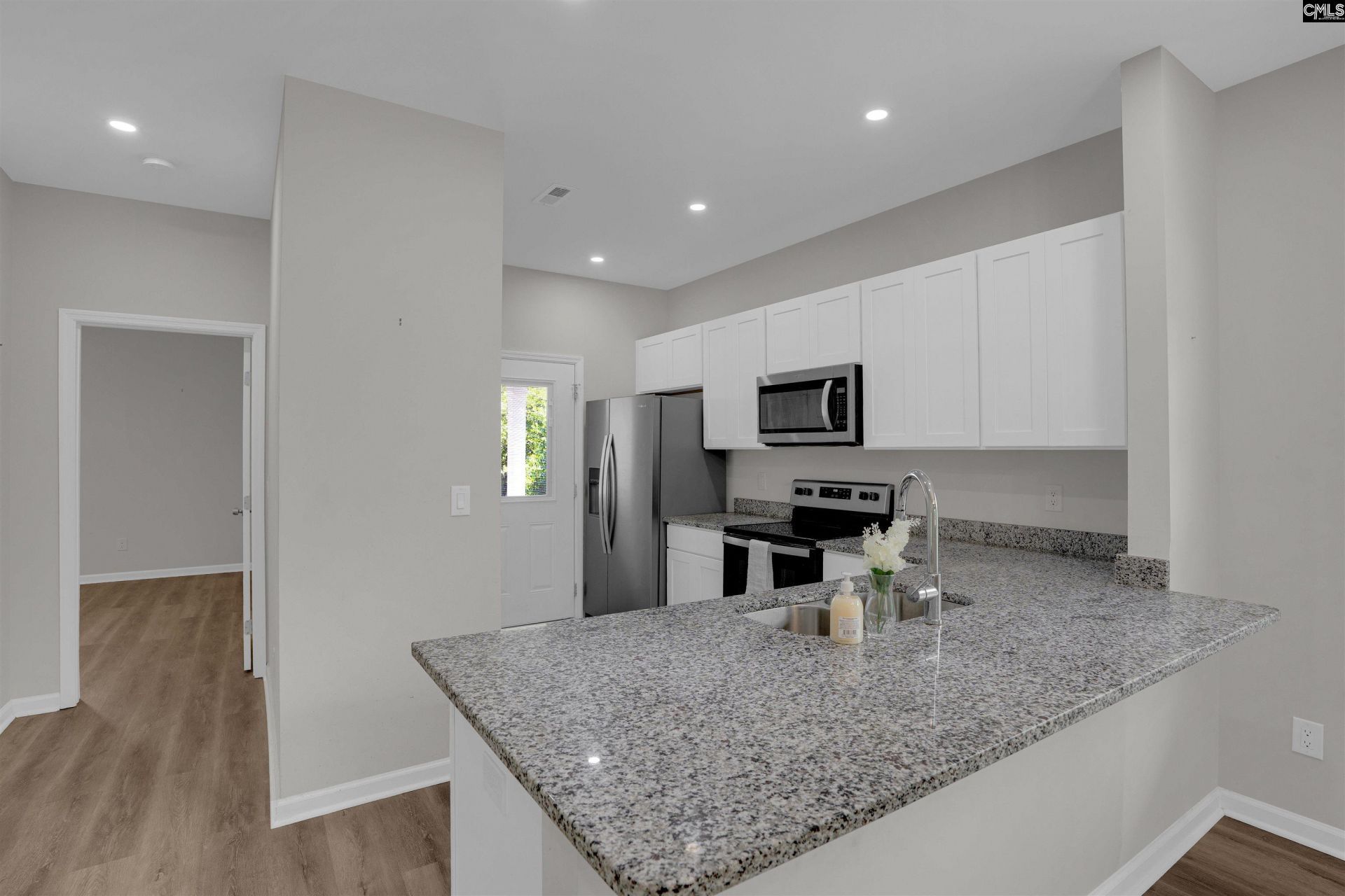 1544 Cody Street  Photo 11