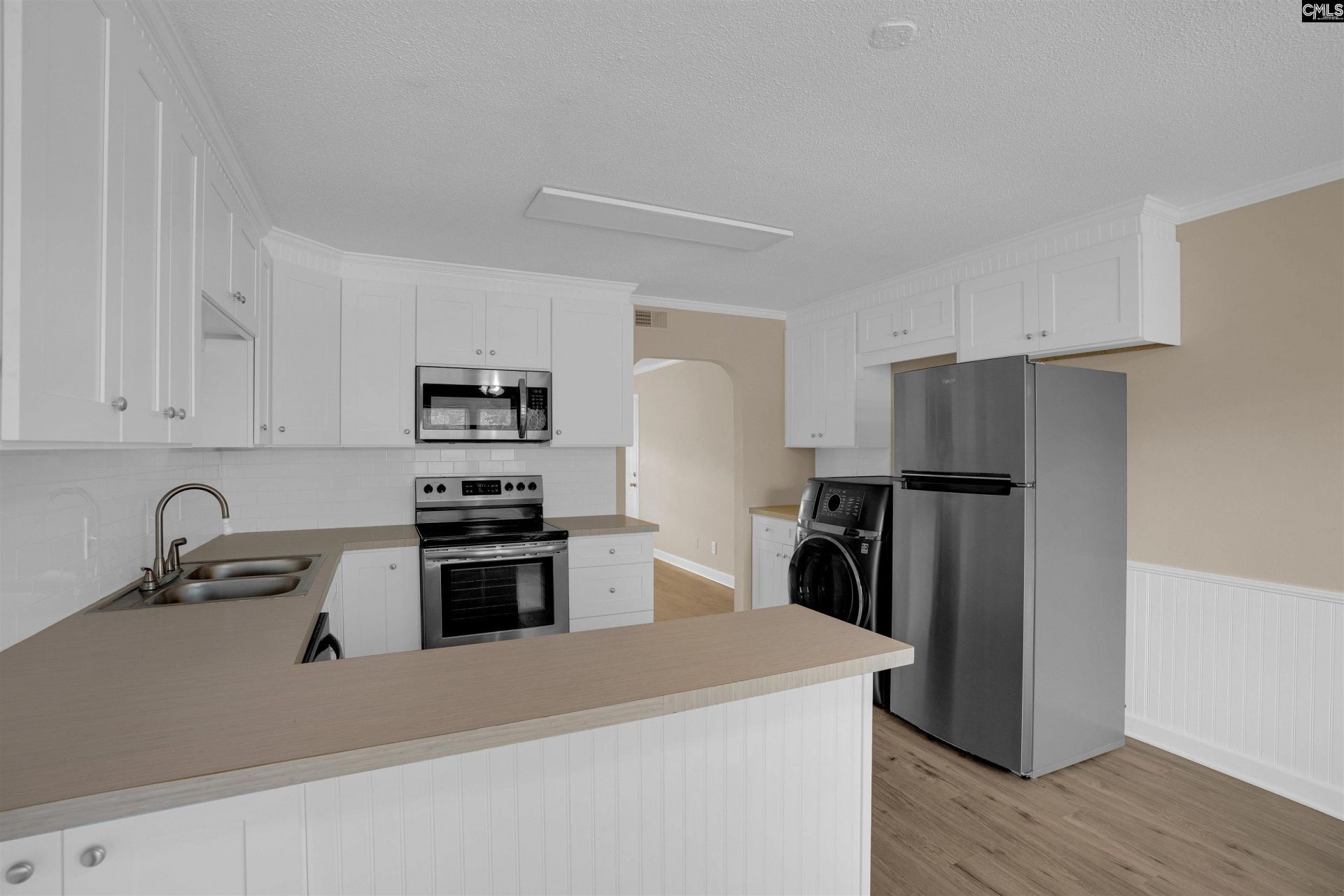 3907 Forest Drive  Photo 9