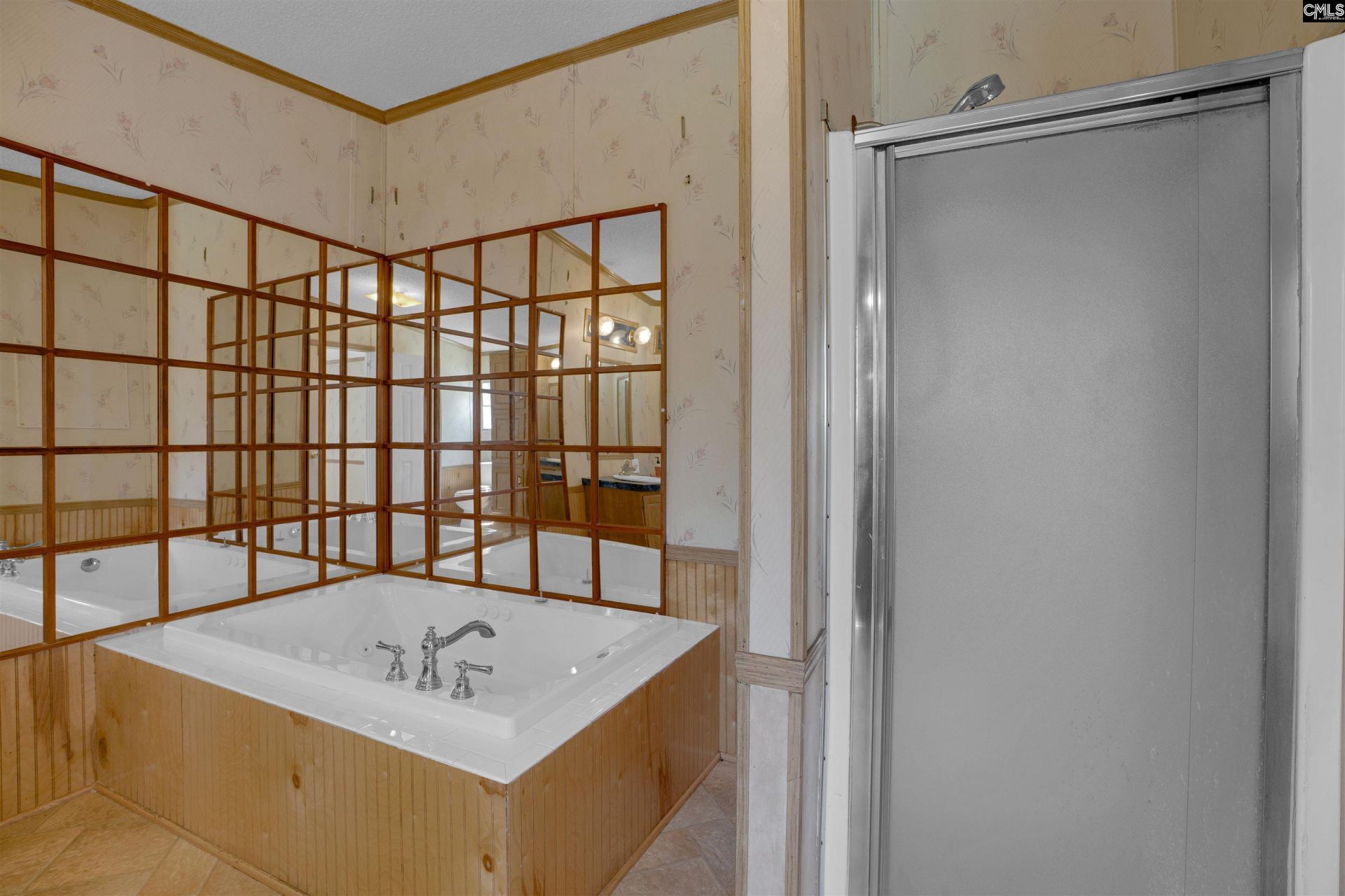 2863 Hood Road Photo 24