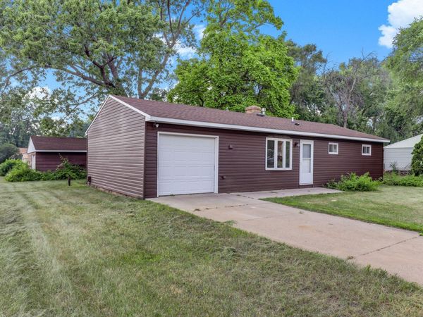 10100 Quince Street NW, Coon Rapids, MN 55433