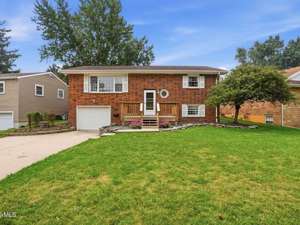 527 Sheffield Drive , Findlay, OH 45840