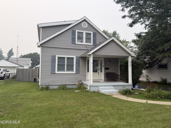 838 Custer Drive , Toledo, OH 43612