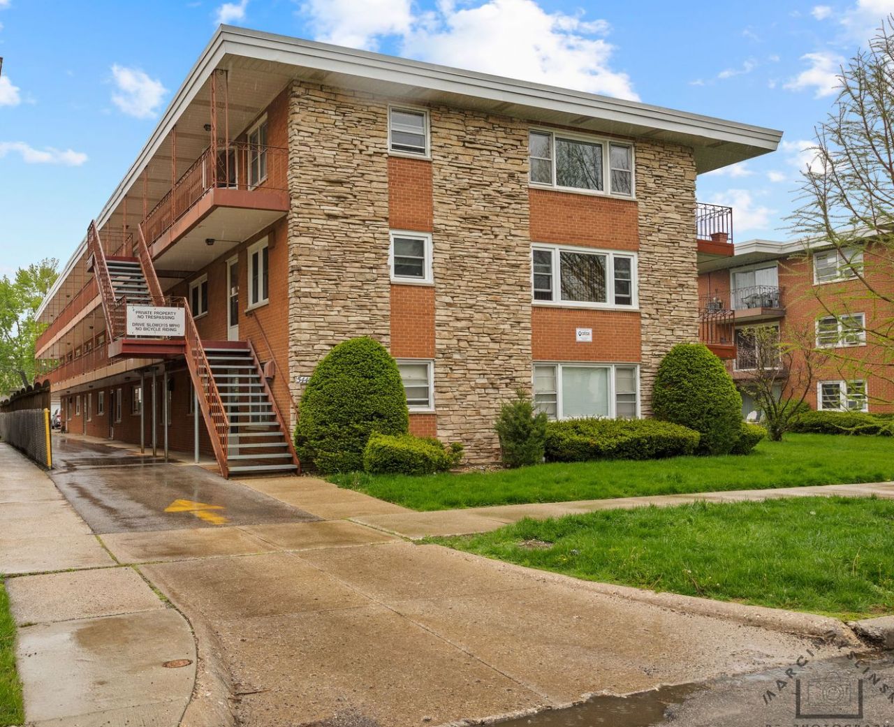5440 W Windsor Avenue , Chicago, IL 60630