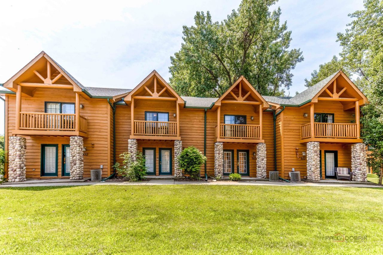2643 N IL Route 178 , Utica, IL 61373