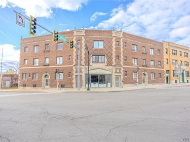 530 Main Street , Niagara Falls, NY 14301