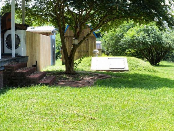 52 Old Hickory Road , Hattieville, AR 72063