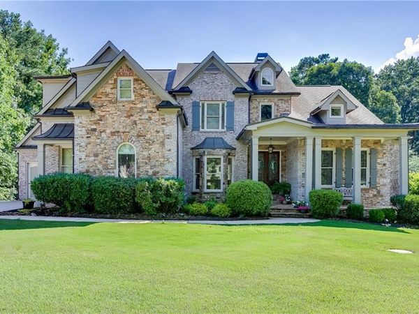 1373 Mountain Lake Drive , Auburn, GA 30011