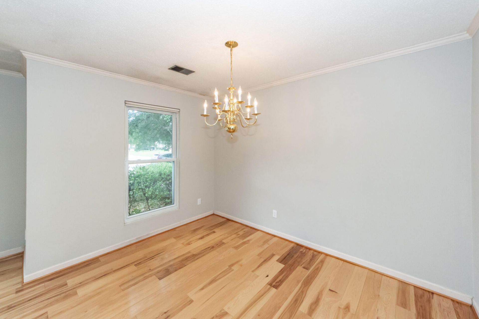 114 Winston Way Photo 11