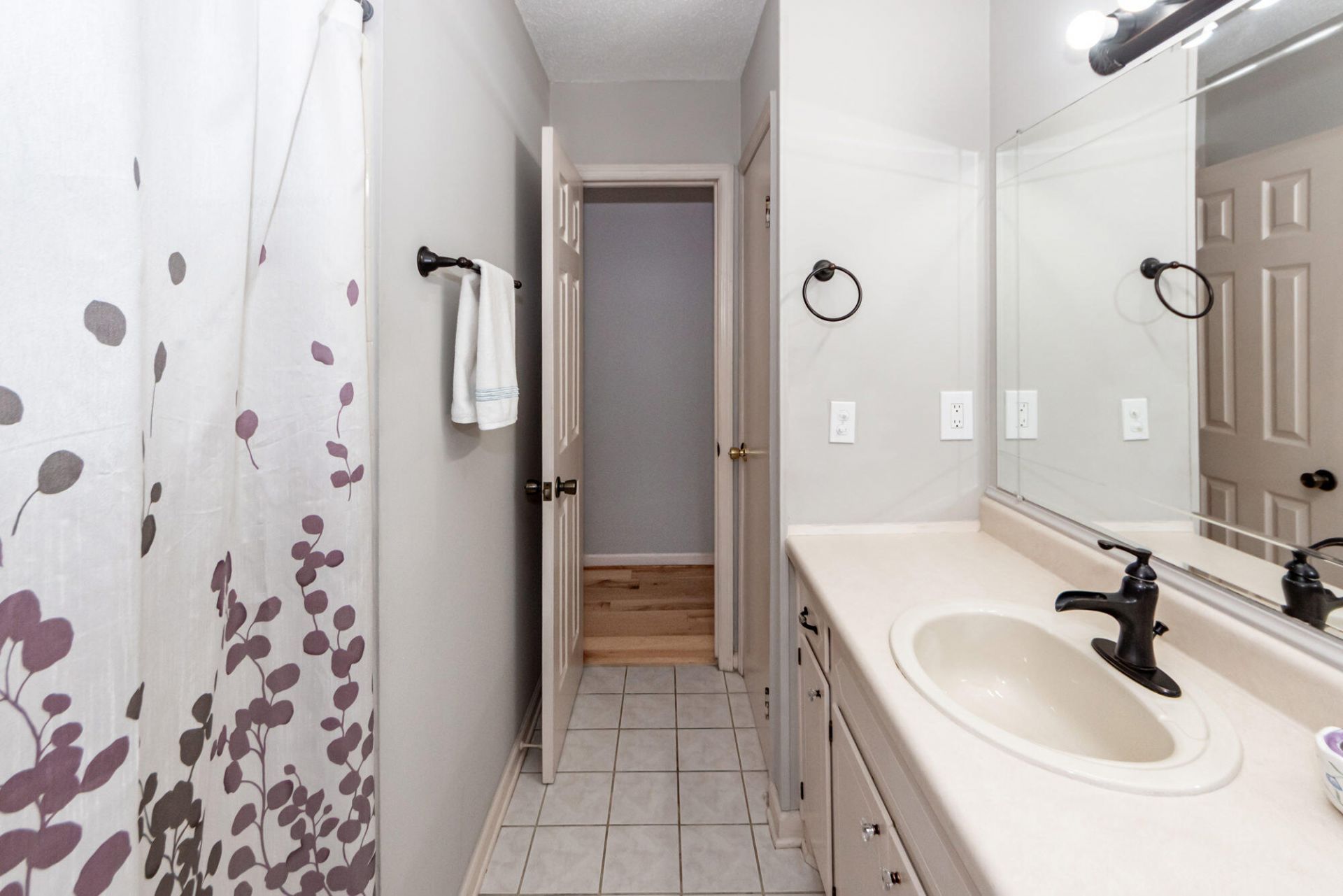 114 Winston Way Photo 24