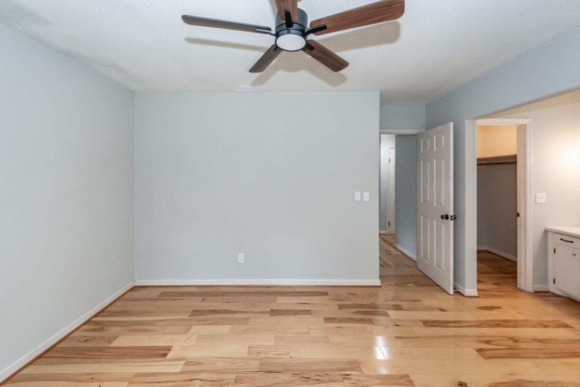 114 Winston Way Photo 26