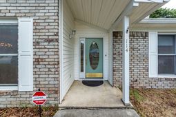 114 Winston Way photo 4