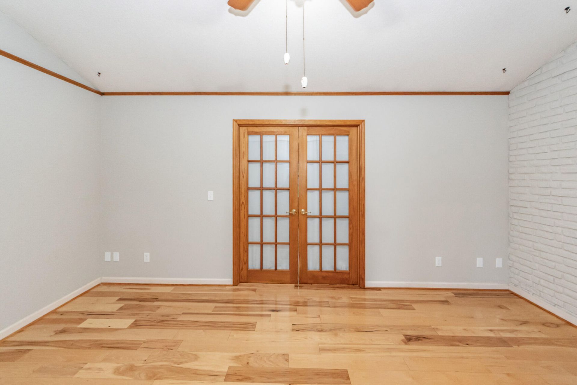 114 Winston Way Photo 32