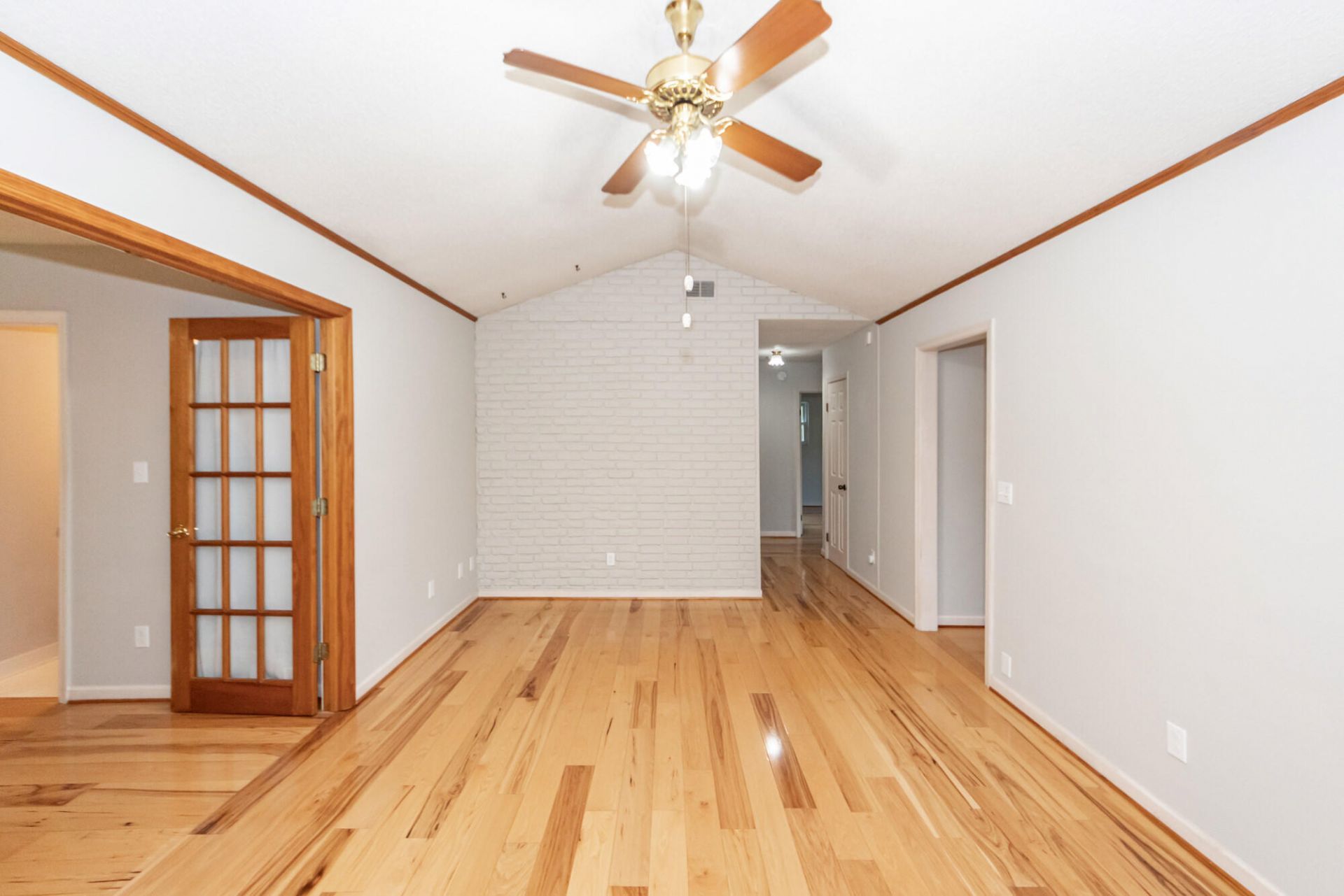 114 Winston Way Photo 33
