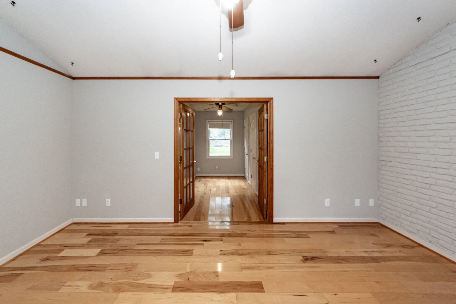 114 Winston Way Photo 34