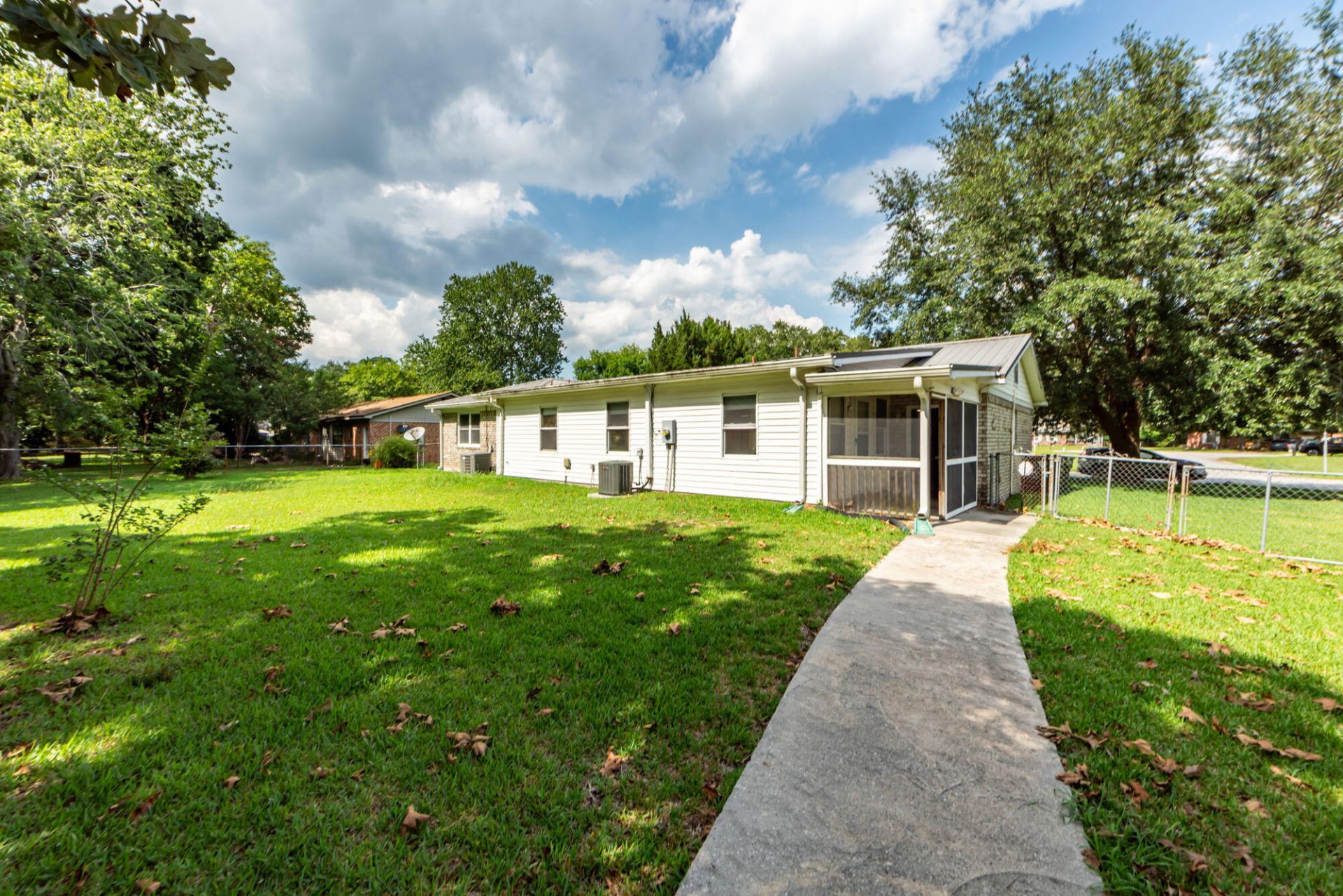 114 Winston Way Photo 51