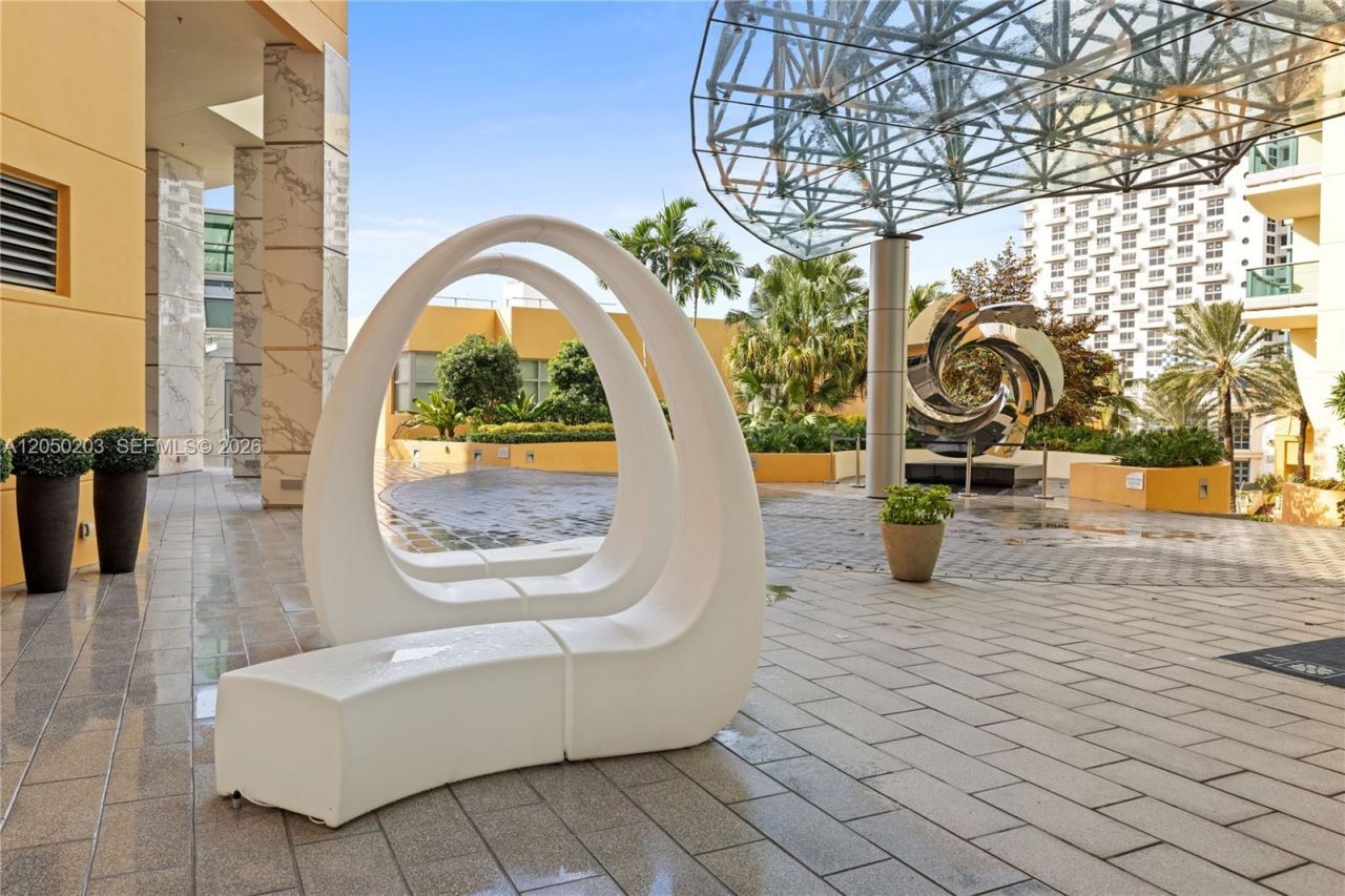 1455 Ocean Dr , Unit 1009, Miami Beach, FL 33139 Photo