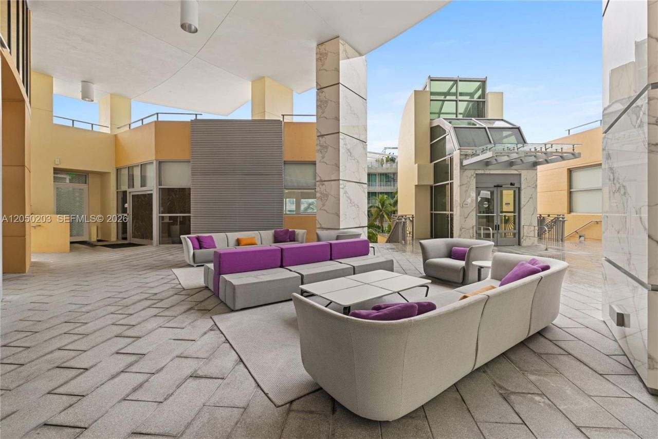 1455 Ocean Dr , Unit 1009, Miami Beach, FL 33139 Photo