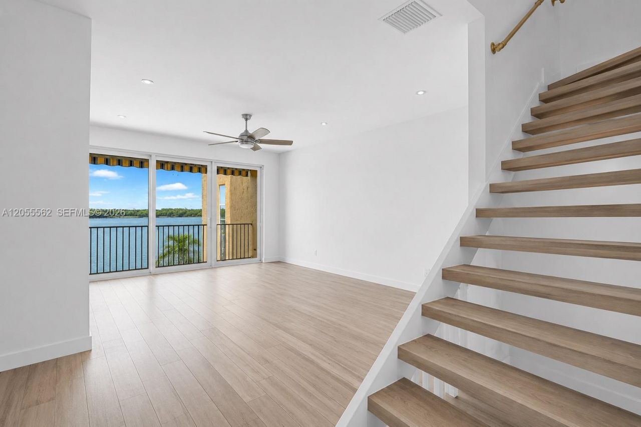 4234 N Ocean Dr , Hollywood, FL 33019 Photo