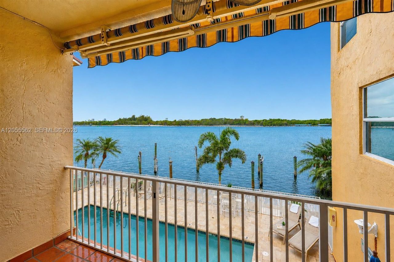 4234 N Ocean Dr , Hollywood, FL 33019 Photo