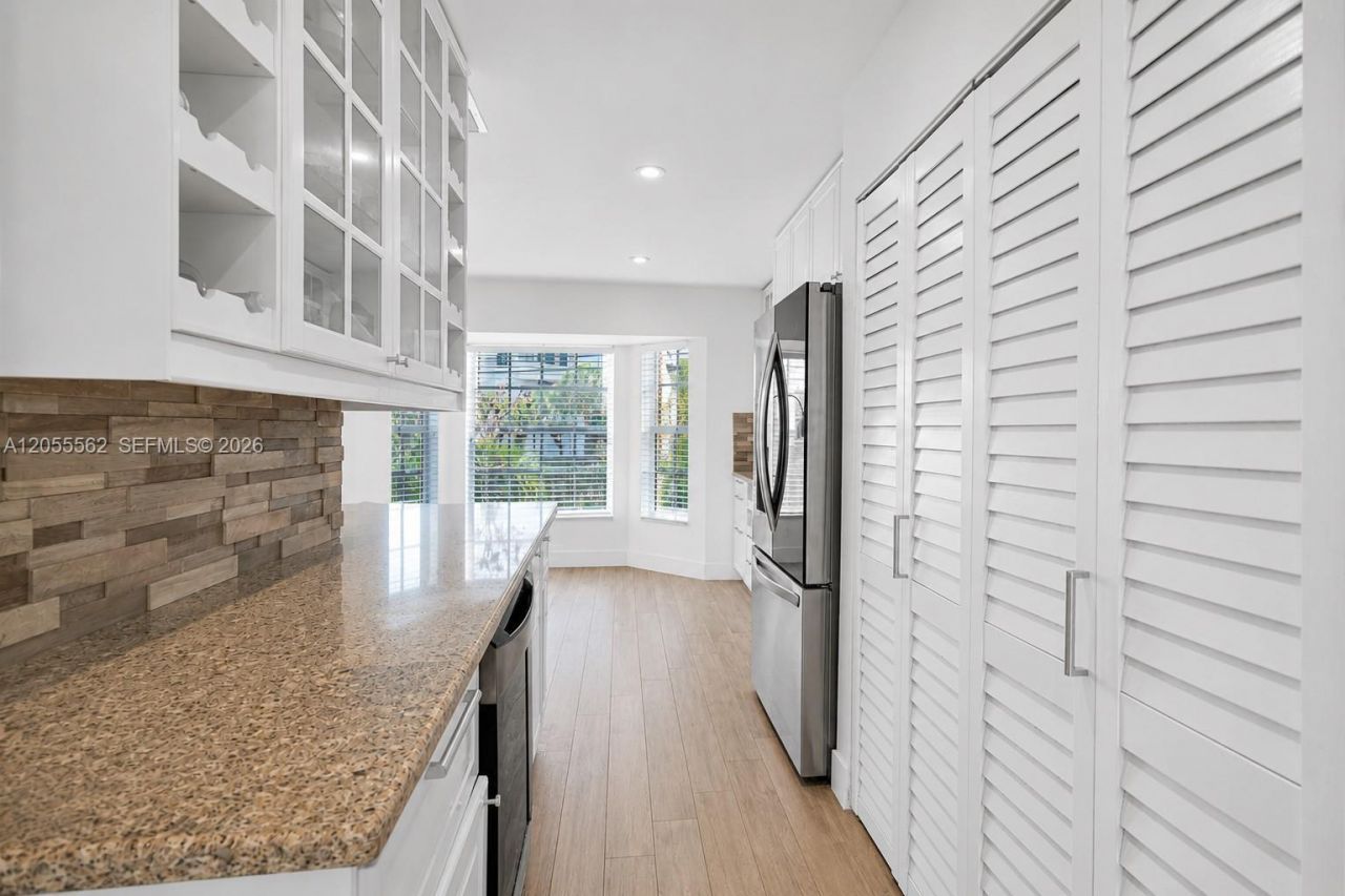 4234 N Ocean Dr , Hollywood, FL 33019 Photo