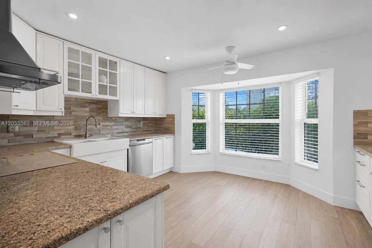4234 N Ocean Dr , Hollywood, FL 33019 Photo