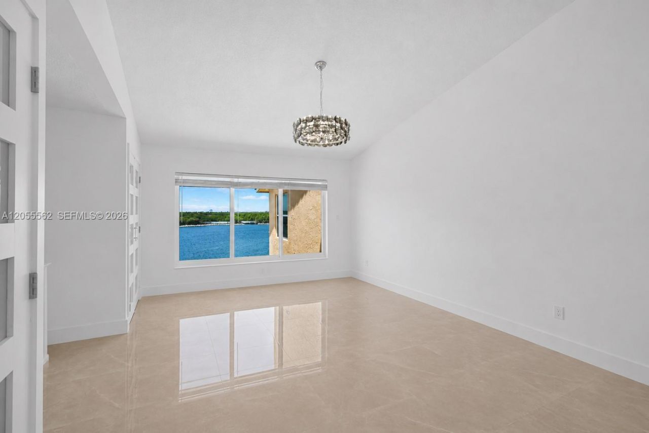 4234 N Ocean Dr , Hollywood, FL 33019 Photo