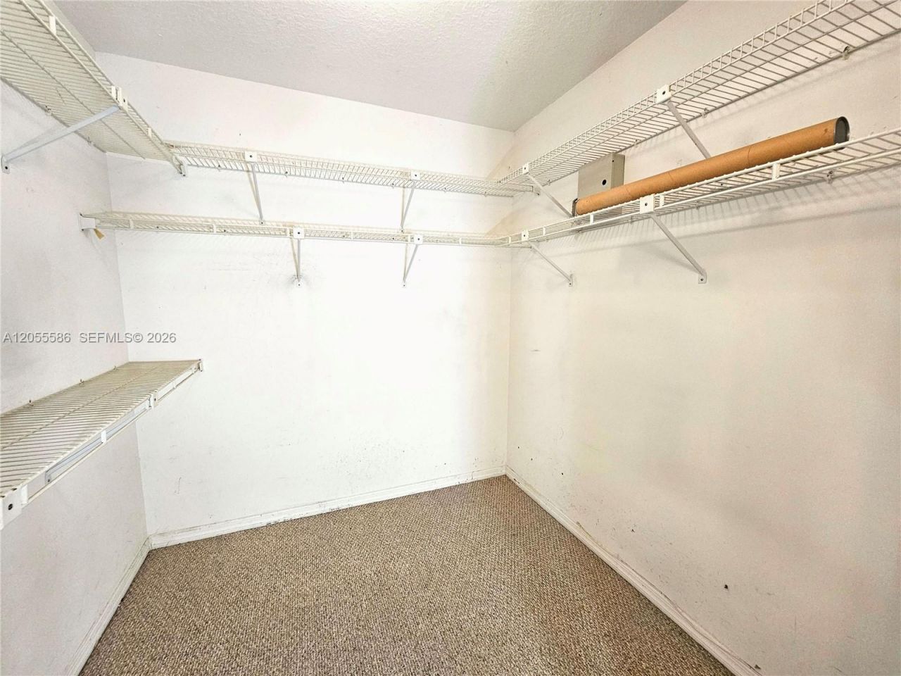 8727 NW 150th Ter, Miami Lakes, FL 33018 Photo